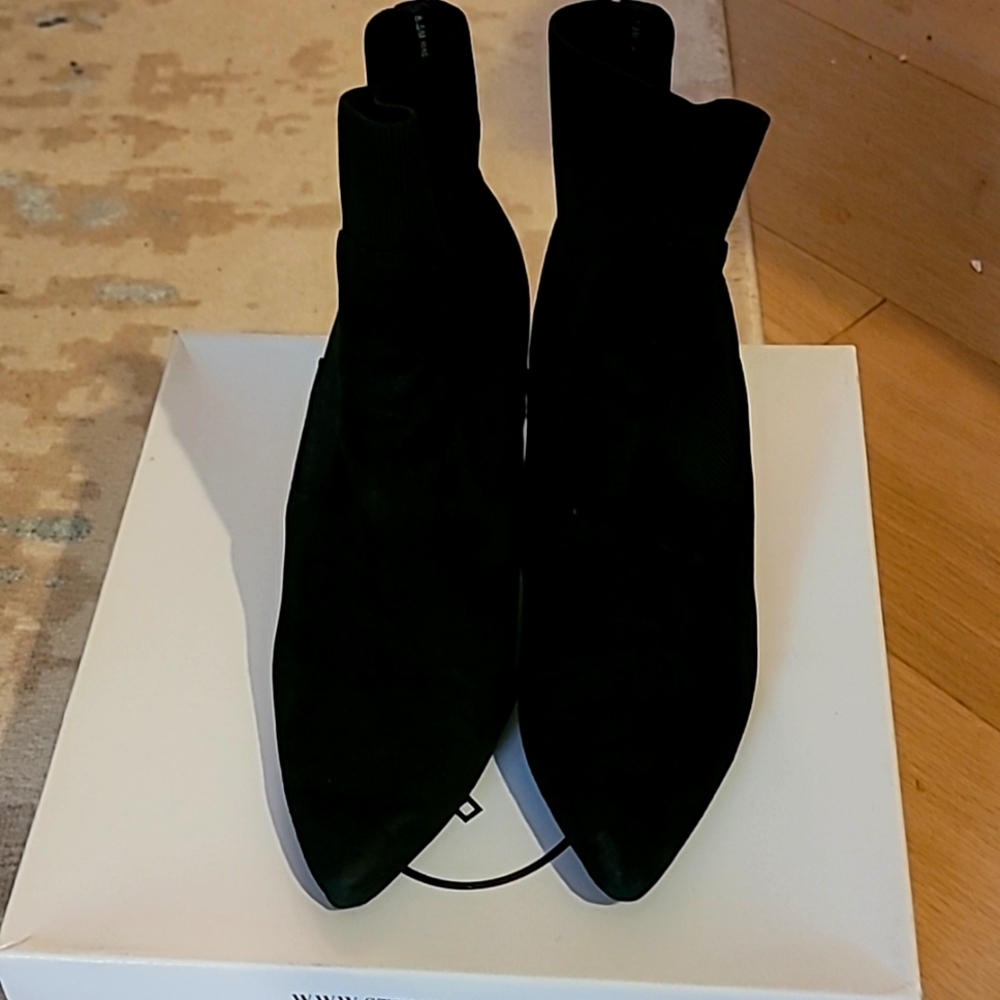 Steve Madden sock style suede booty